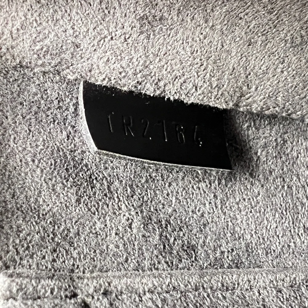 Louis Vuitton Pochette Accessoires Epi Leather - Picture 12 of 16